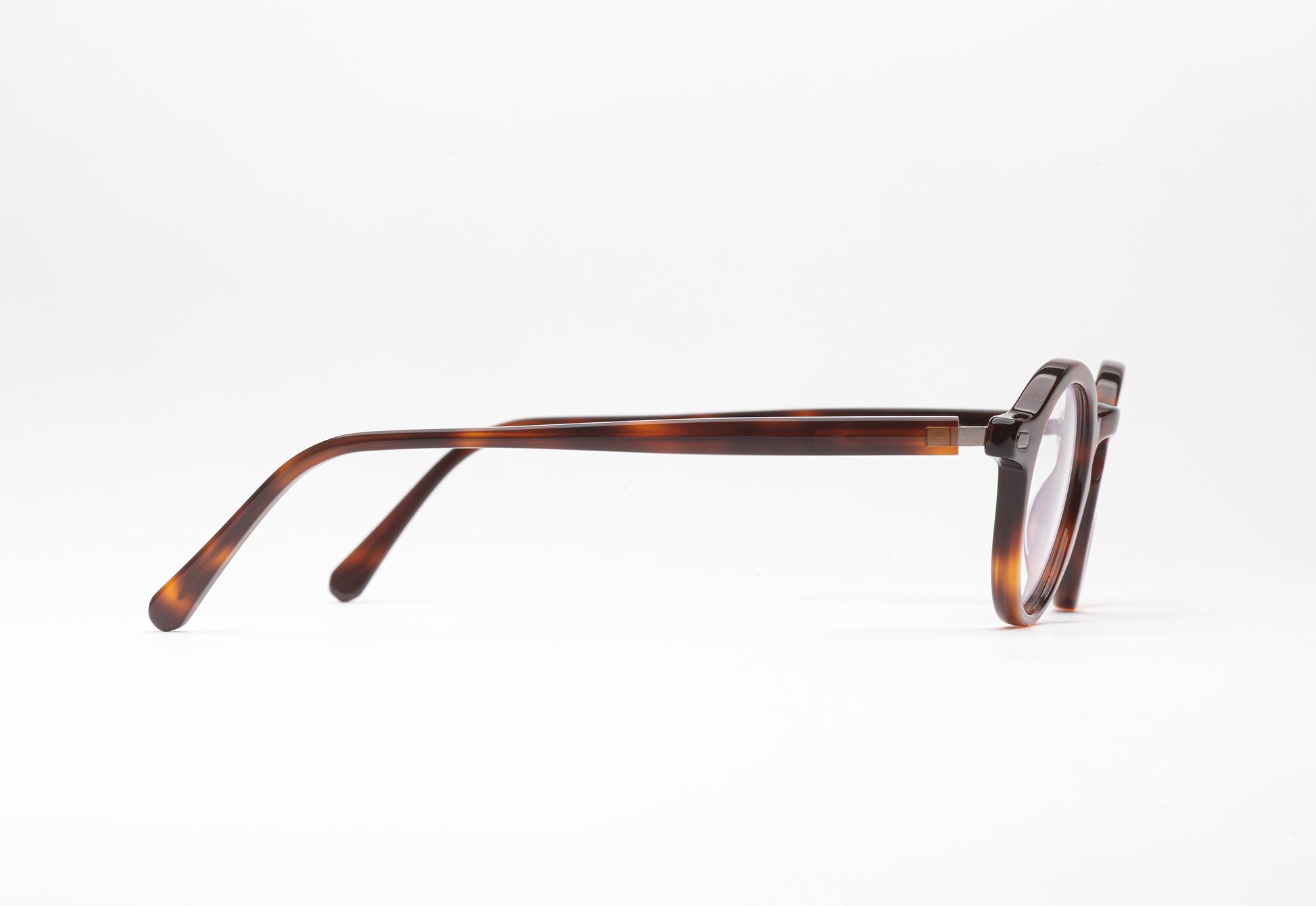 Side View - The Explorer 3 | Designer Tortoiseshell Prescription Glasses with Low Nose Bridge 
