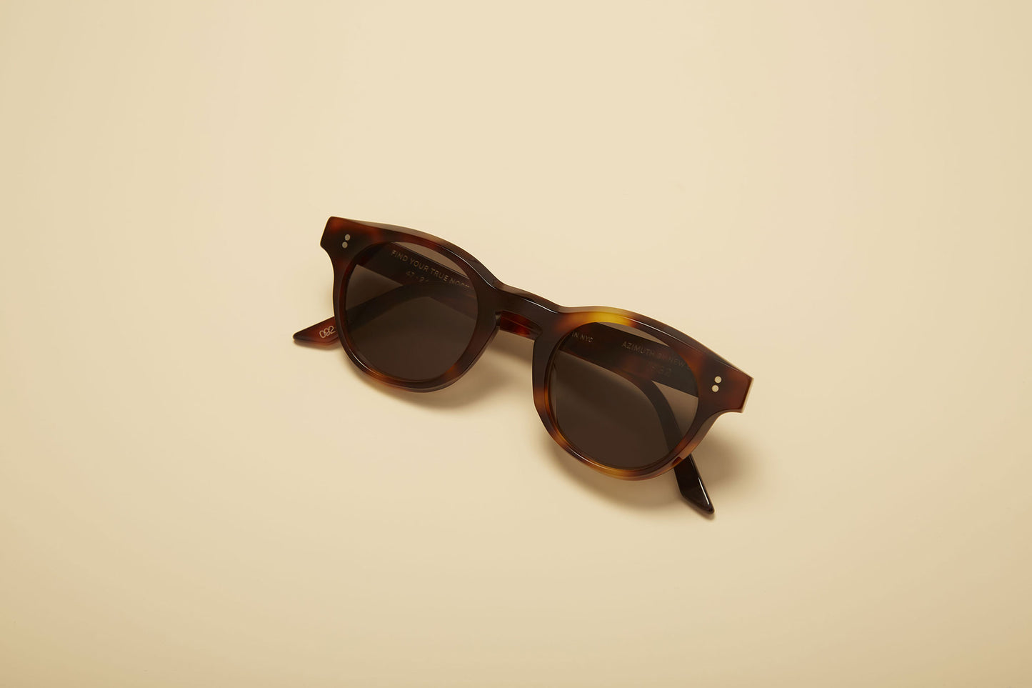 Terry - Round Designer Sunglasses - Tortoise